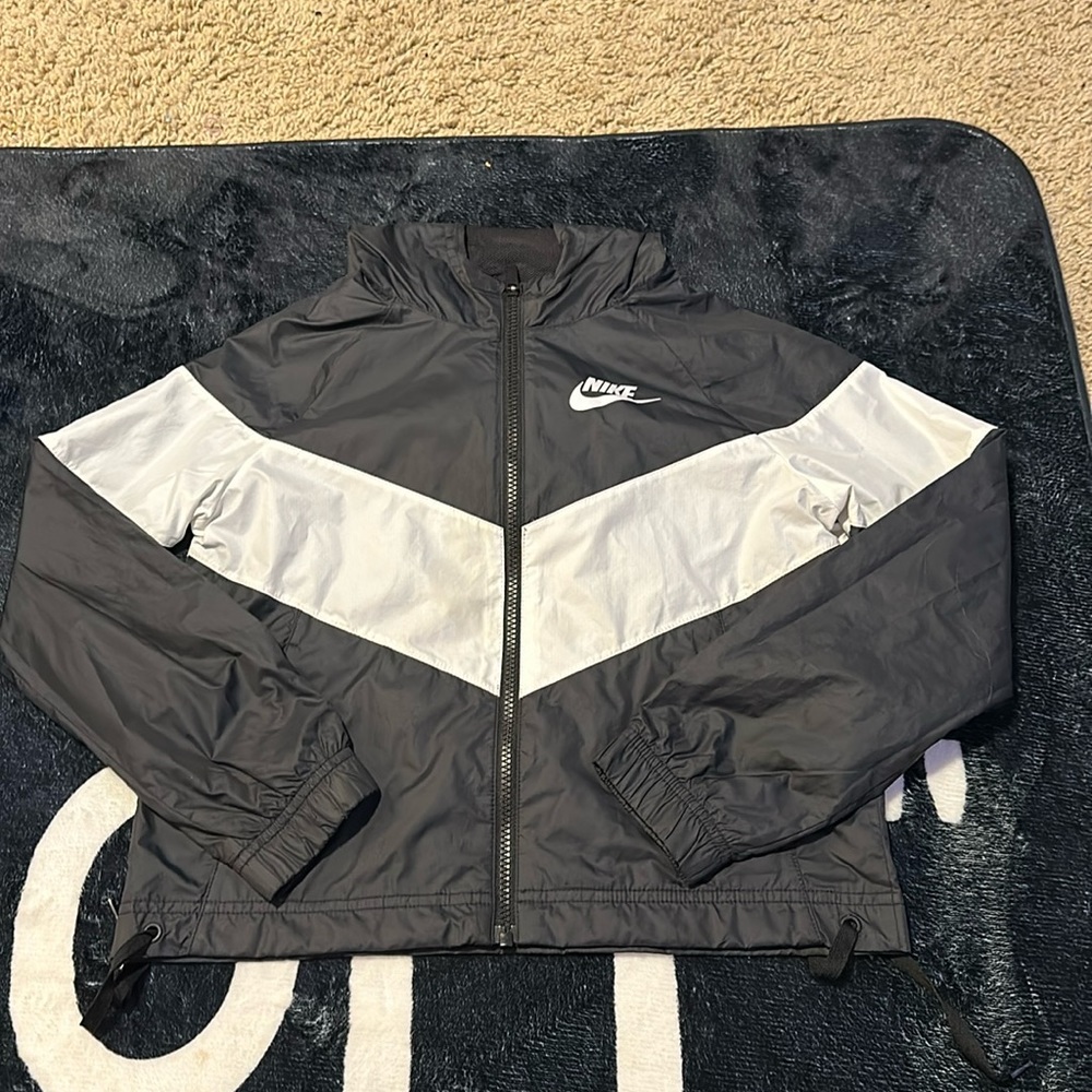 kids nike windbreaker
